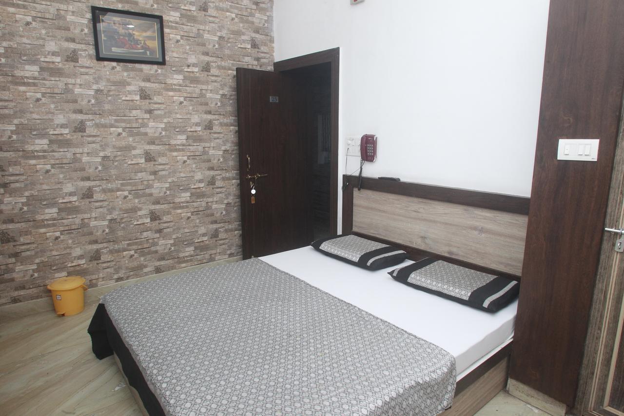 Alakhnanda Guest House Benares Buitenkant foto