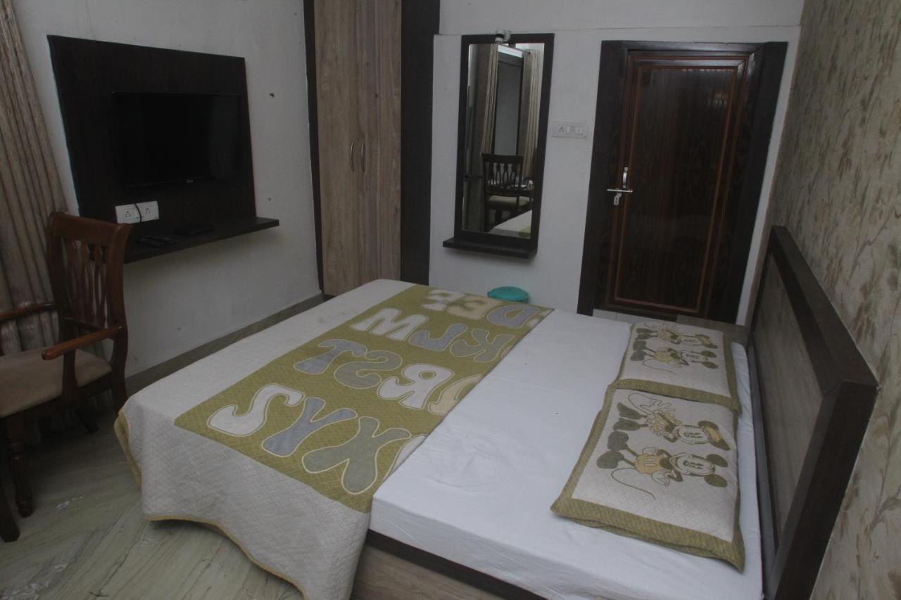 Alakhnanda Guest House Benares Buitenkant foto