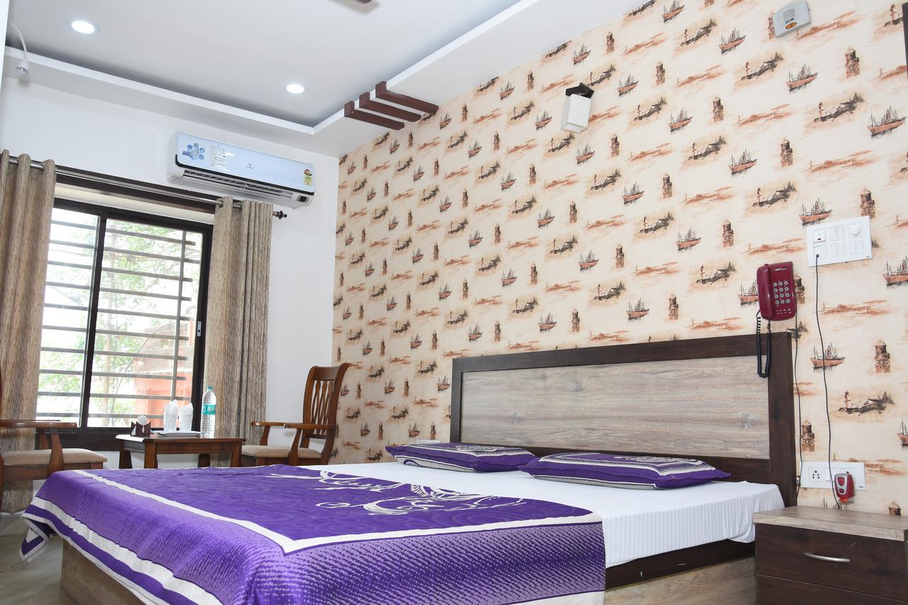 Alakhnanda Guest House Benares Buitenkant foto
