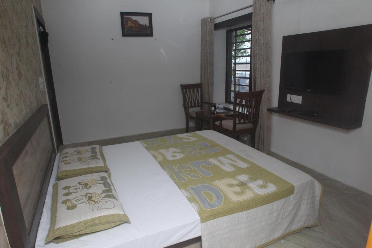 Alakhnanda Guest House Benares Buitenkant foto
