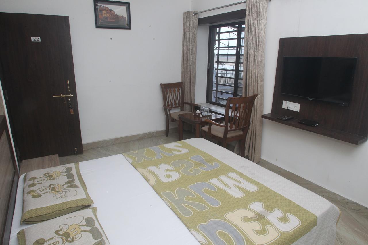 Alakhnanda Guest House Benares Buitenkant foto